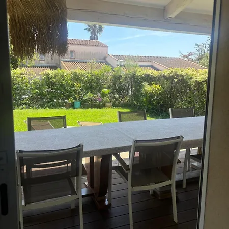 Maison Avec Jardin Privatif, 4 Chambres, Calme Dans Avec Piscine Dom wakacyjny