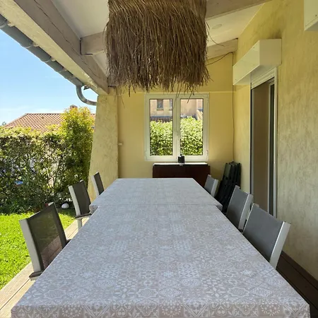 Dom wakacyjny Maison Avec Jardin Privatif, 4 Chambres, Calme Dans Avec Piscine Antibes