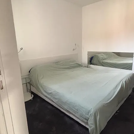 Hébergement de vacances Maison Avec Jardin Privatif, 4 Chambres, Calme Dans Résidence Avec Piscine *